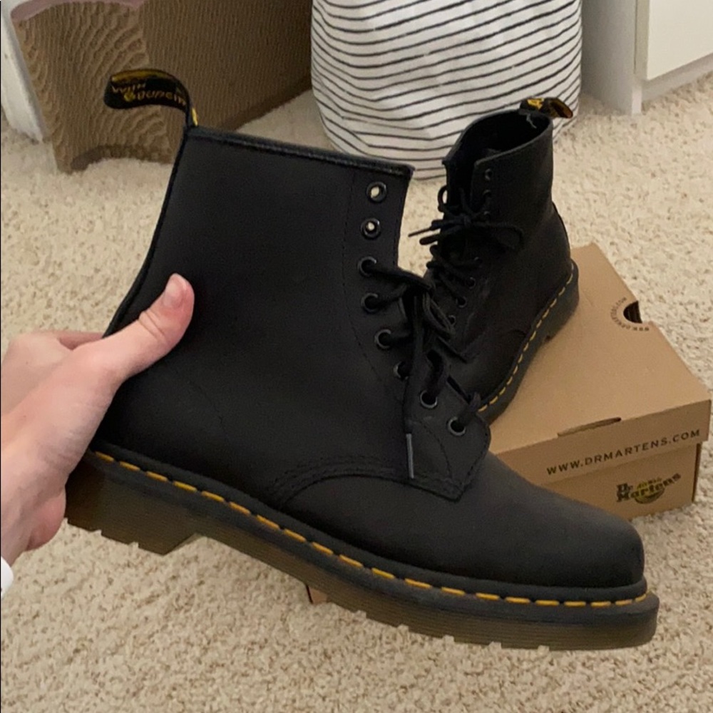DR MARTENS 1460!